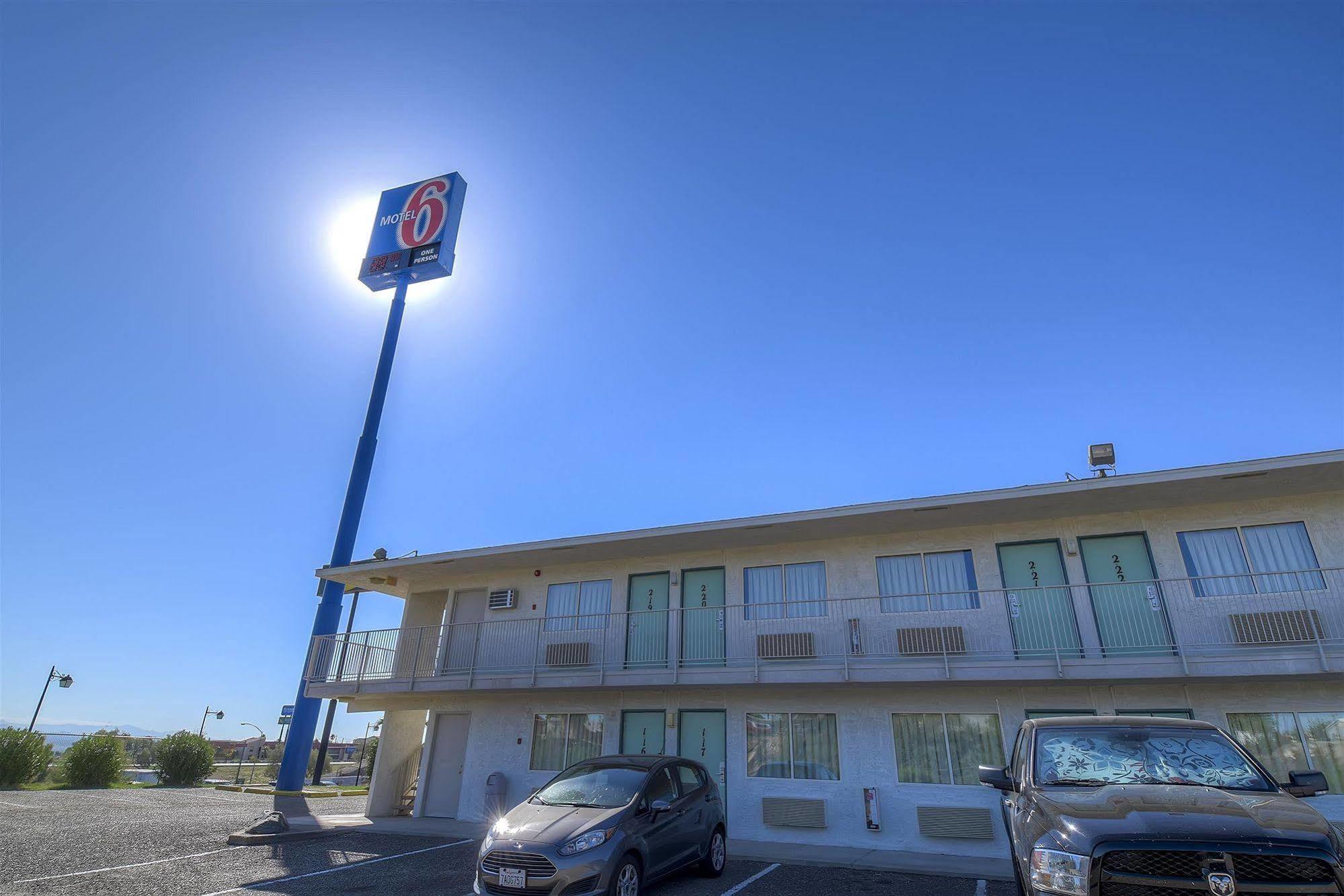 Motel 6-Needles, Ca Exterior photo